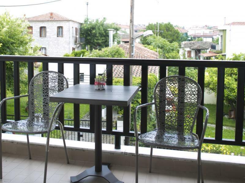 Yannis Apartments Afytos Exterior photo